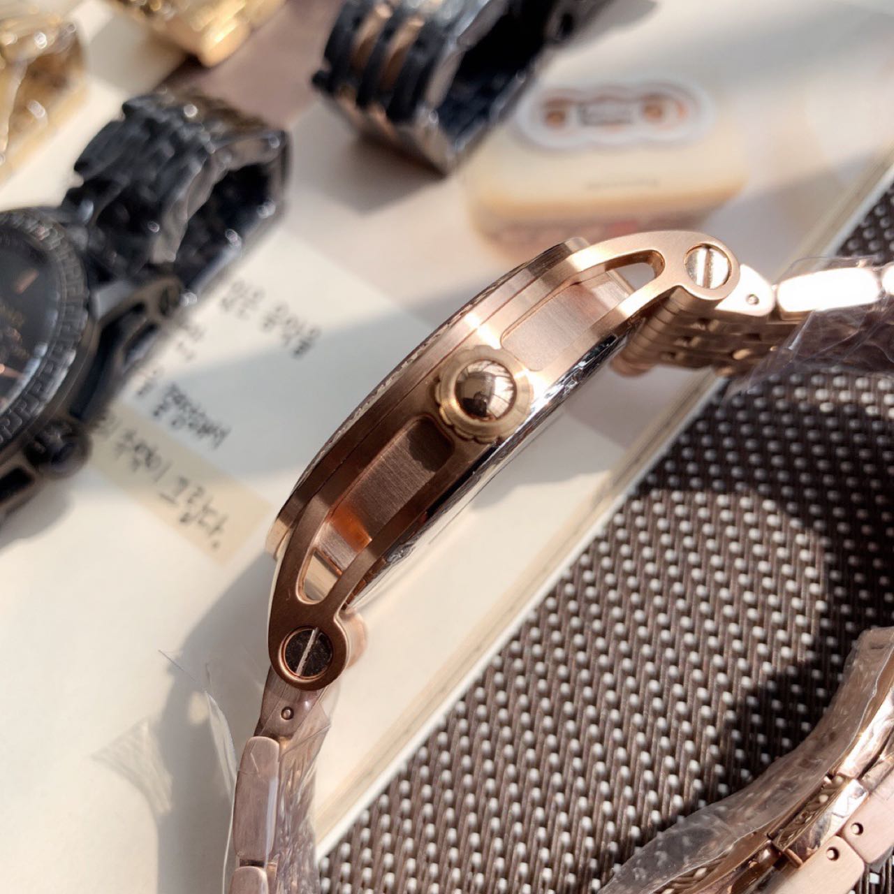 Versace Men's Palazzo Empire - DopestKickz