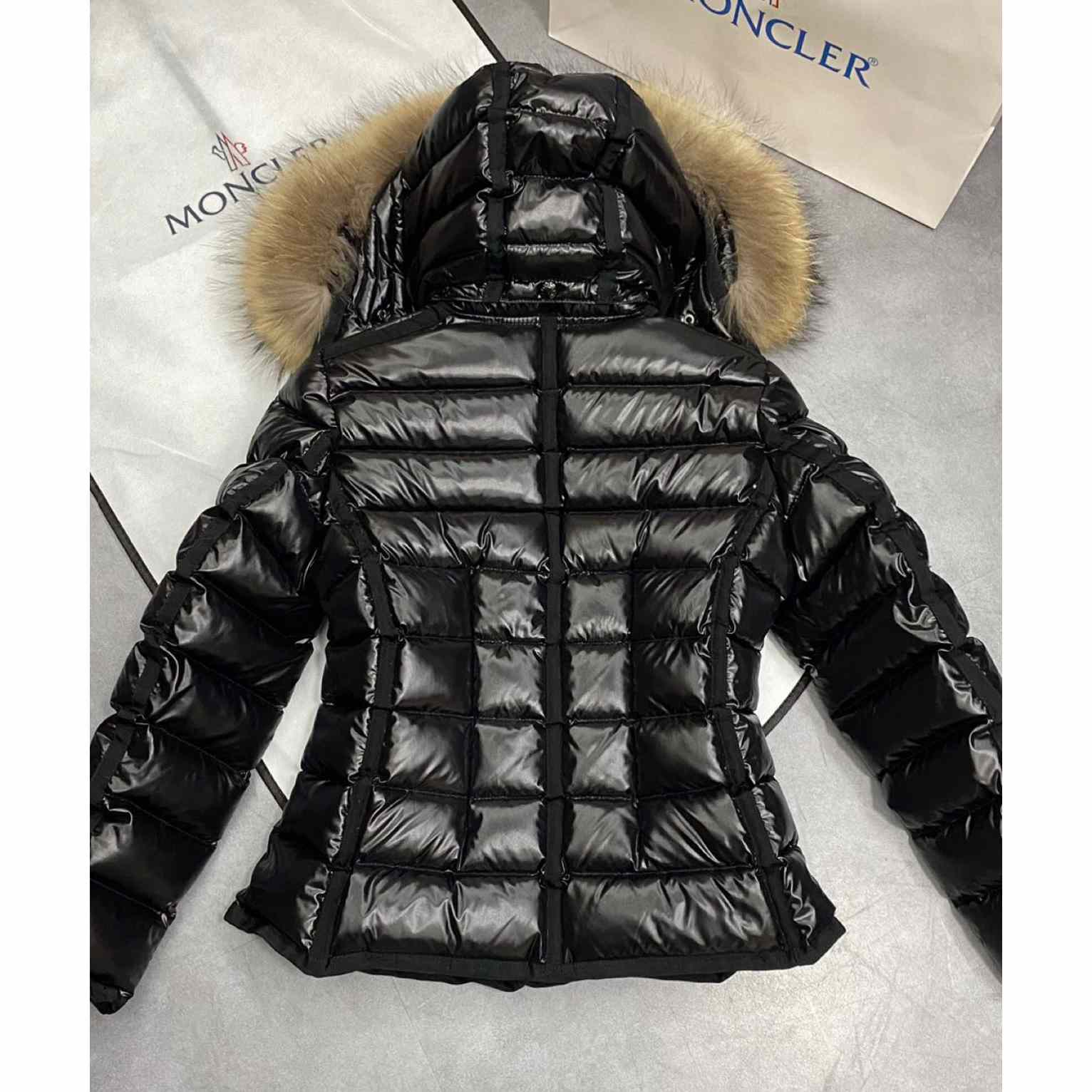 Moncler Armoise Short Down Jacket - DopestKickz