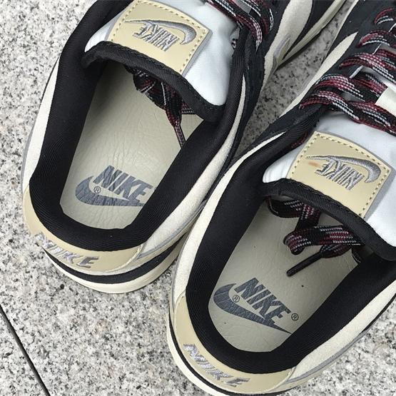 Nike Dunk Low Sneaker       DV3054-001 - DopestKickz