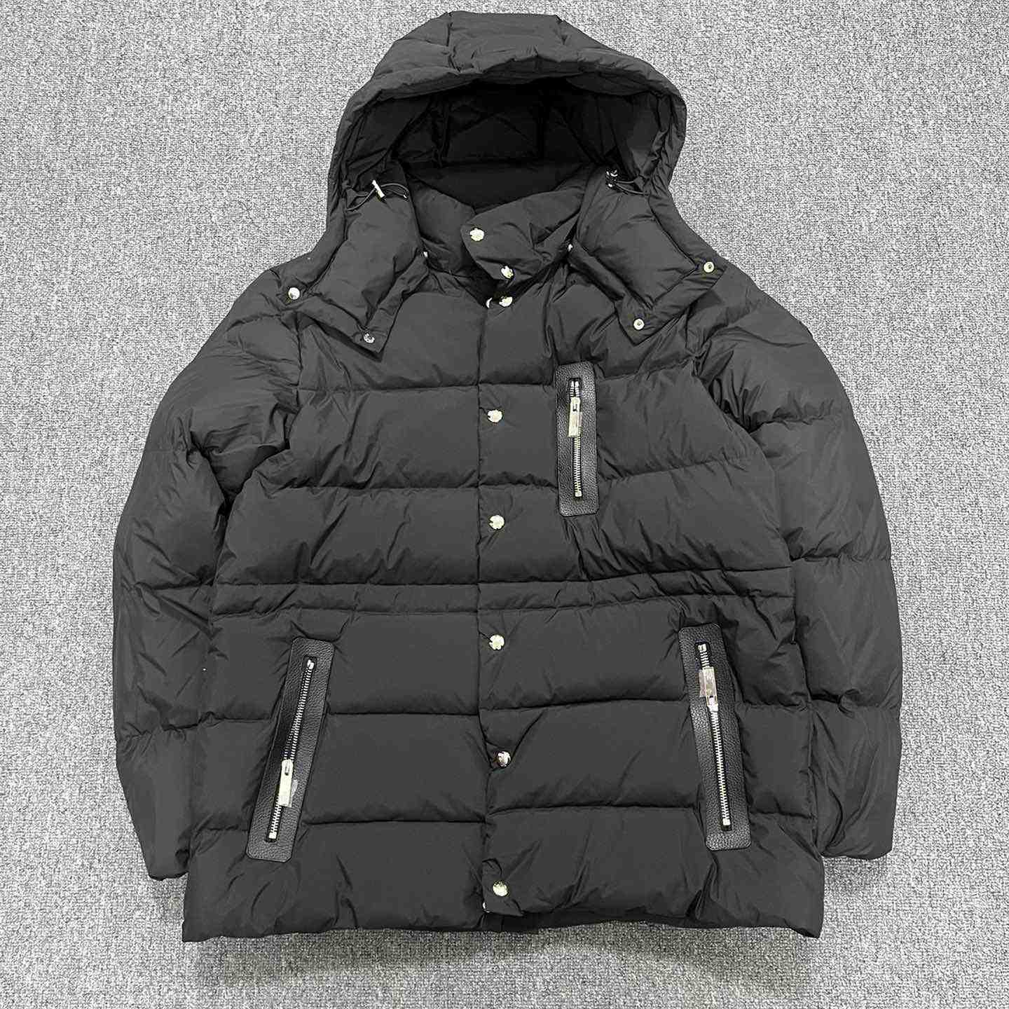 Moncler Bauges Short Down Jacket - DopestKickz