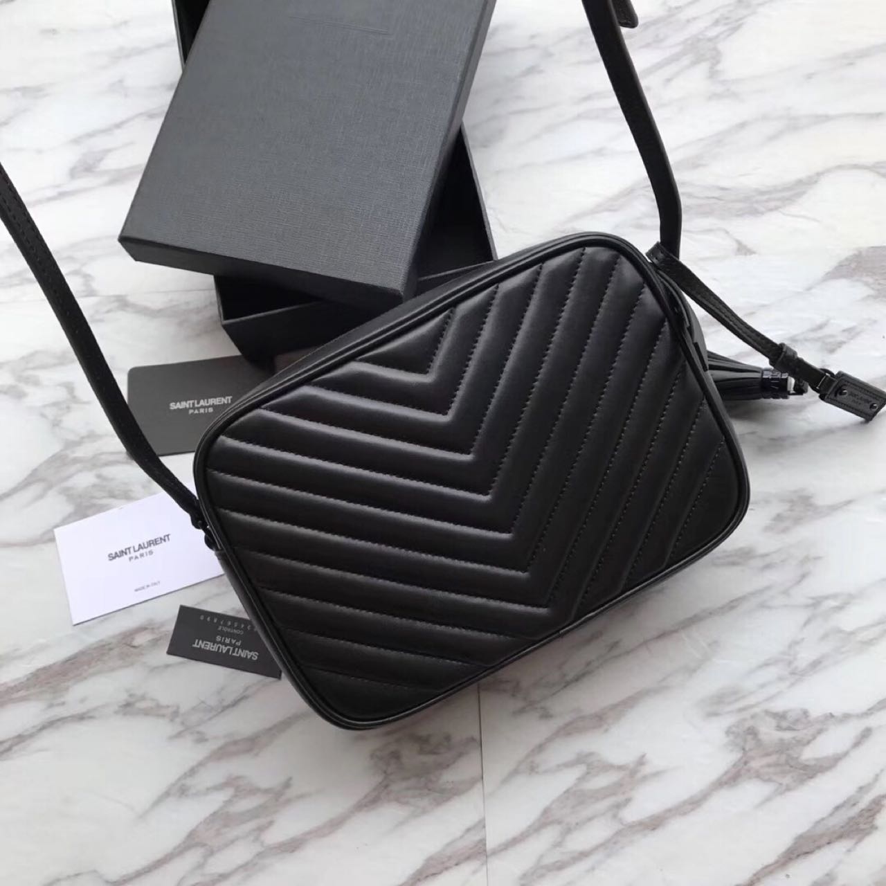 Saint Laurent Black Leather Shoulder Bag ( 23-16-6 cm) - DopestKickz