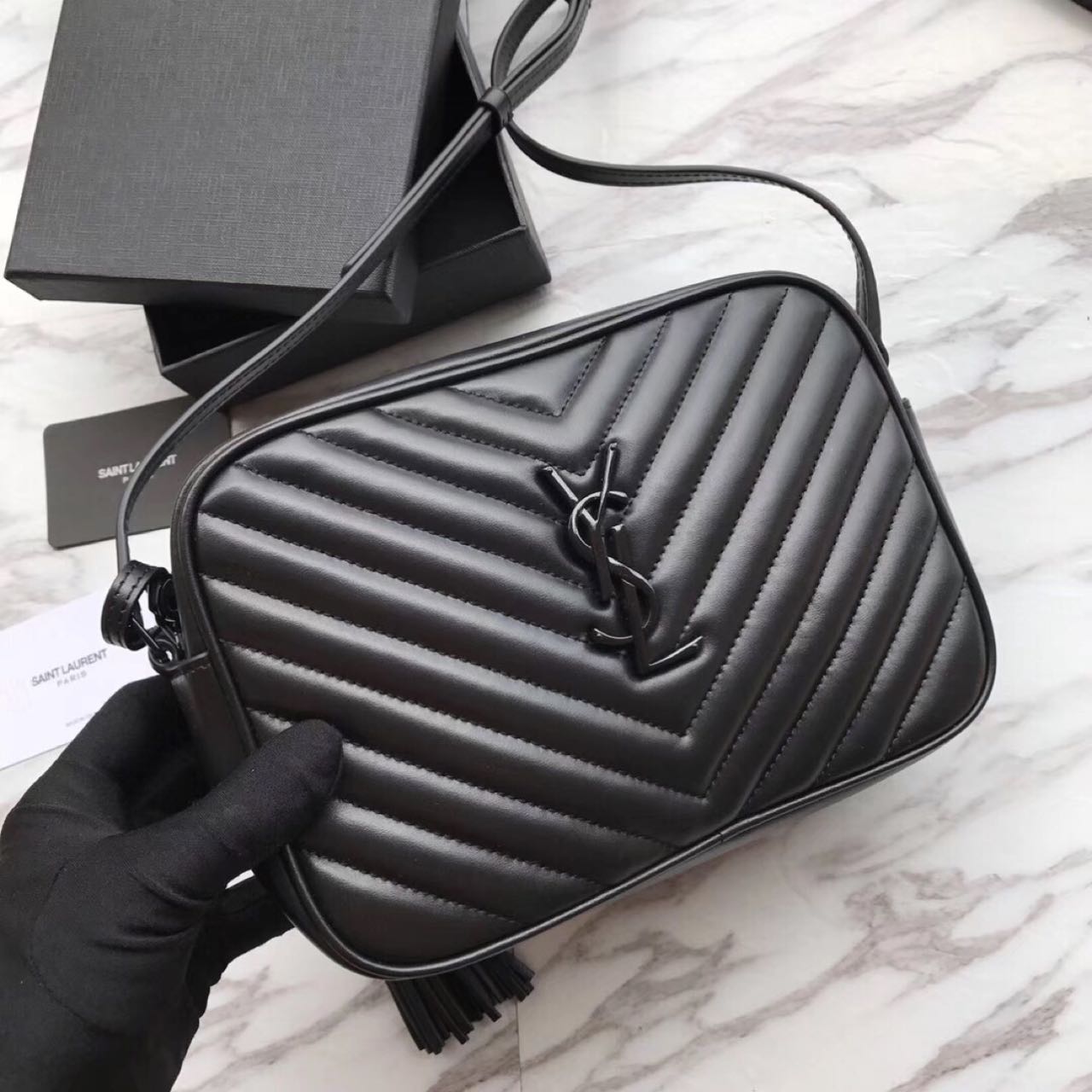 Saint Laurent Black Leather Shoulder Bag ( 23-16-6 cm) - DopestKickz
