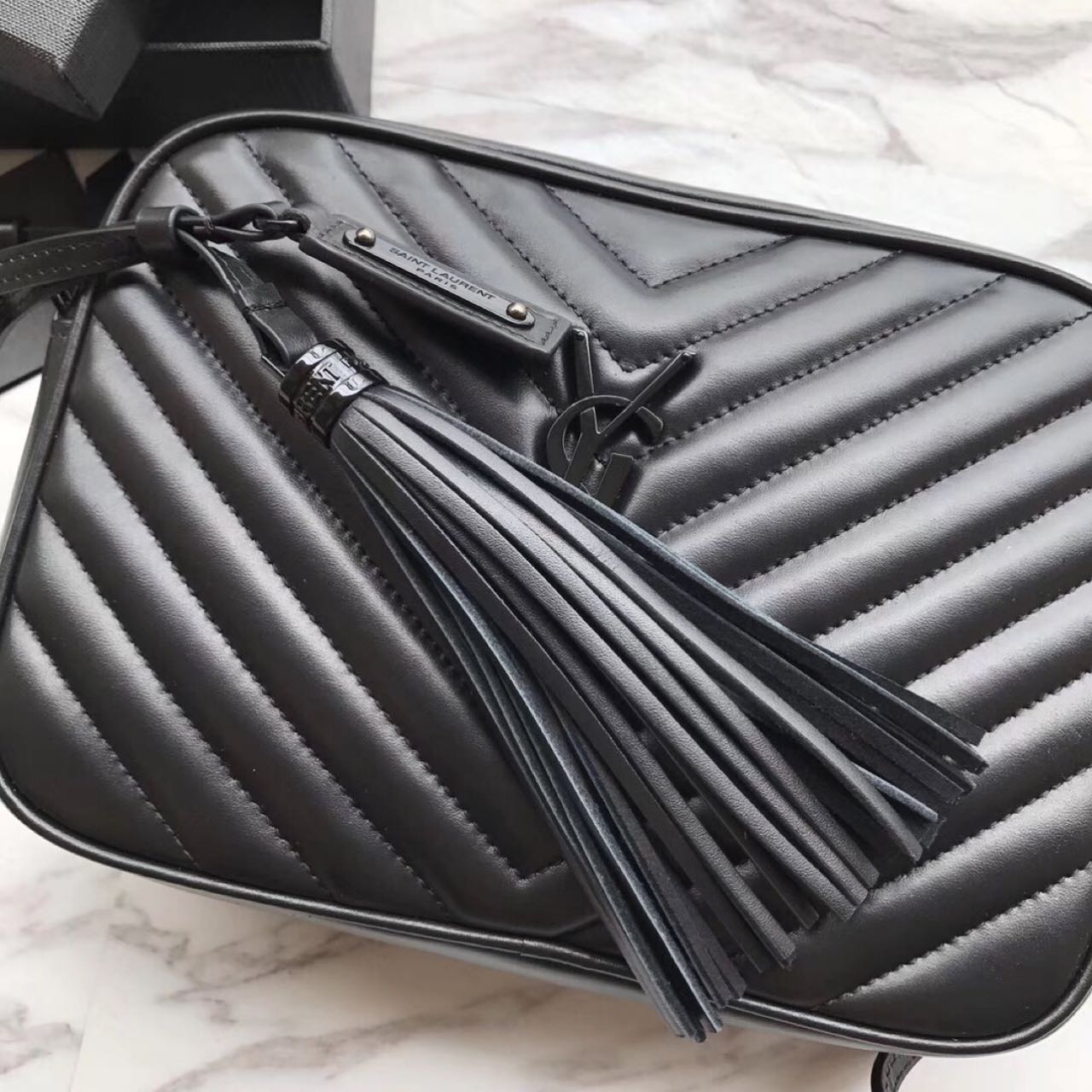 Saint Laurent Black Leather Shoulder Bag ( 23-16-6 cm) - DopestKickz