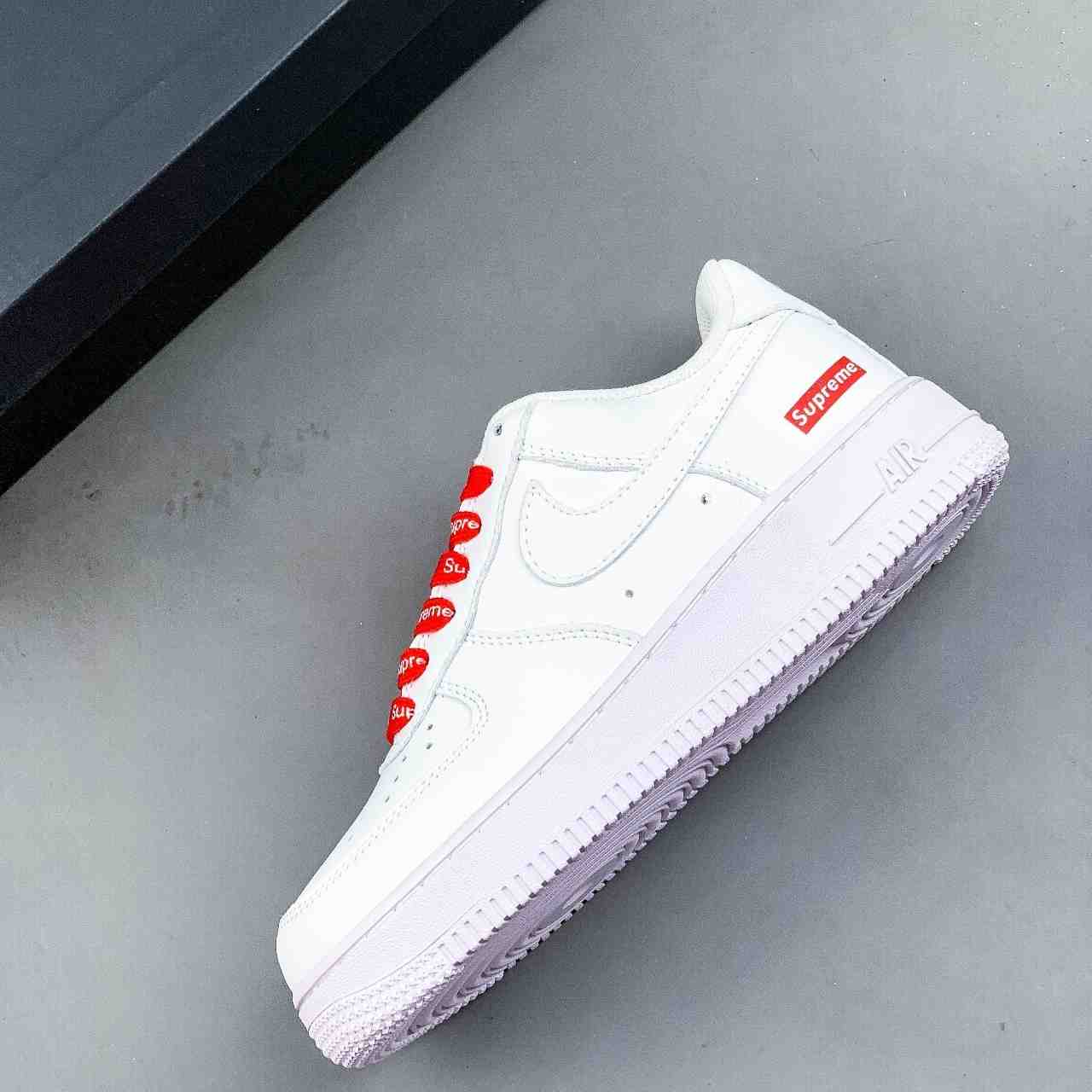 Supreme x Nike Air Force 1 Low  Sneaker    0926481X32 - DopestKickz