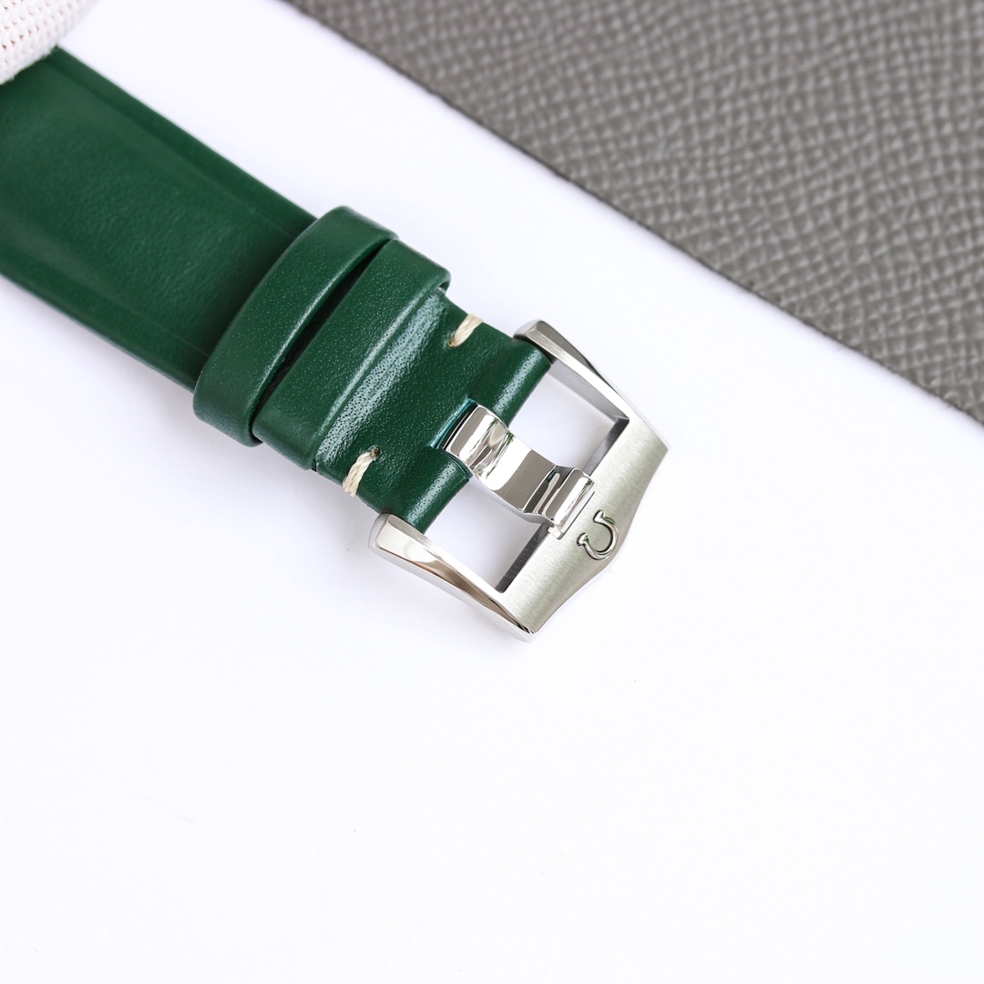 Omega “Speedmaster ‘57” Co-Axial Master Chronometer Chronograph   42mm - DopestKickz