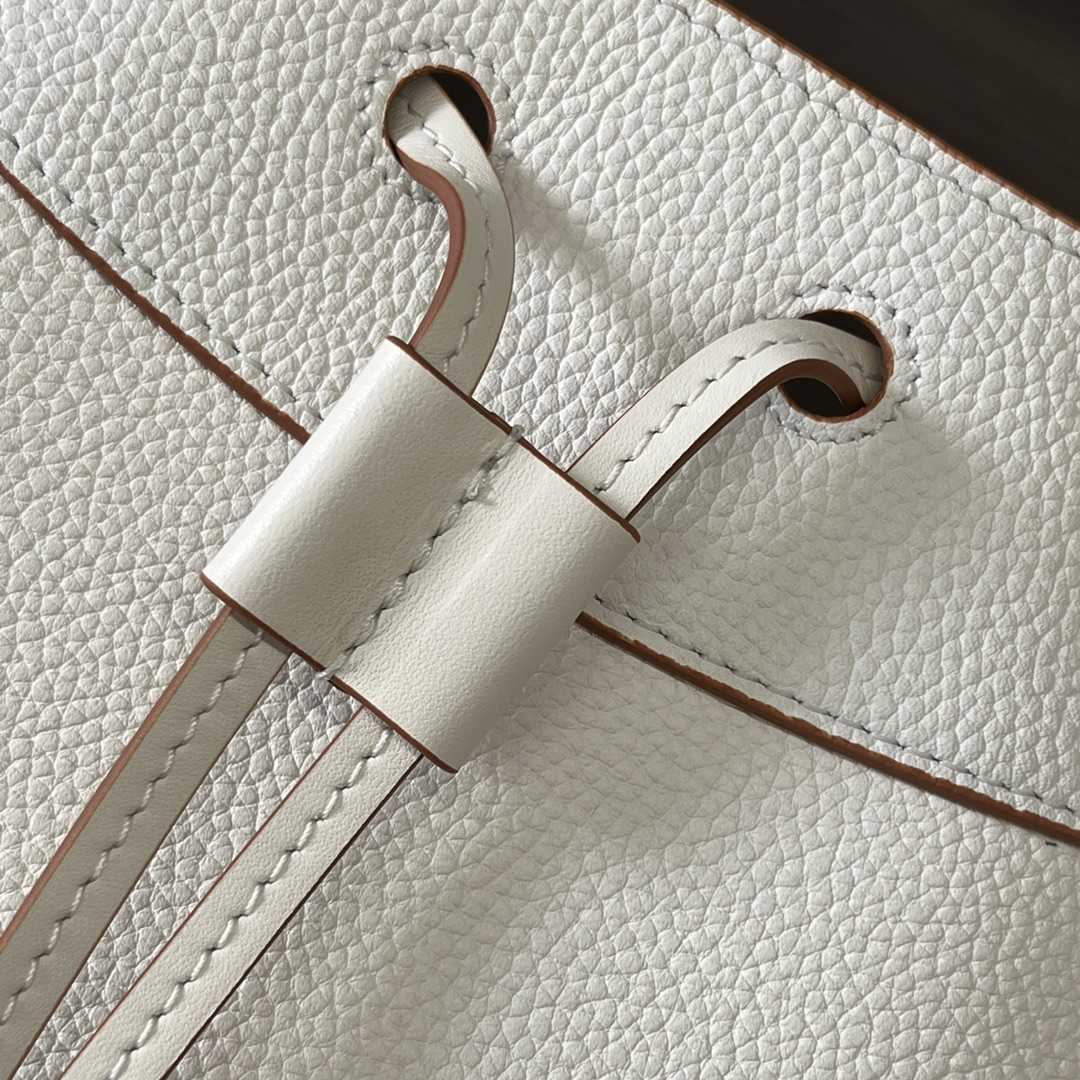 Loewe Mini Hammock drawstring in soft grained calfskin - DopestKickz