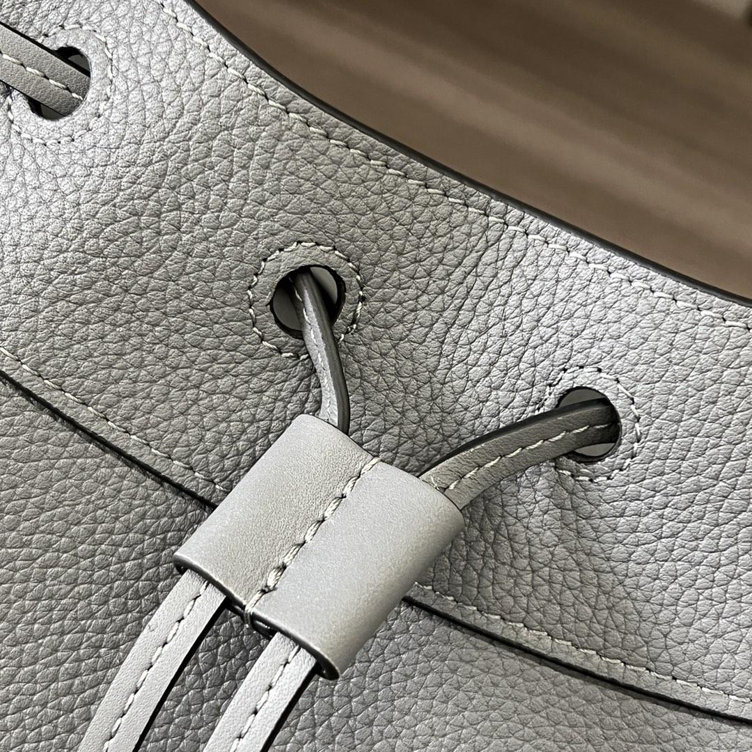 Loewe Mini Hammock drawstring in soft grained calfskin - DopestKickz