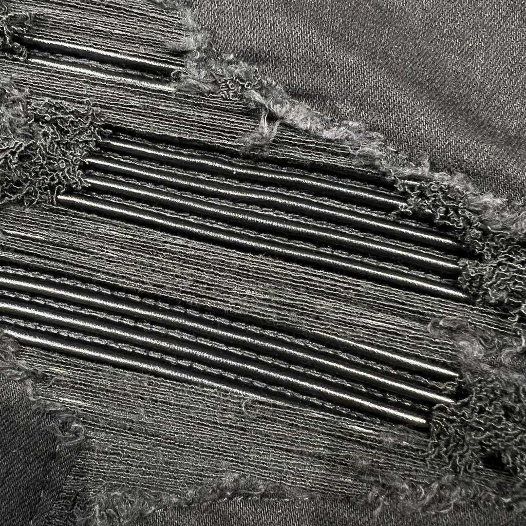 Amiri Slim Fit Jeans    205 - DopestKickz