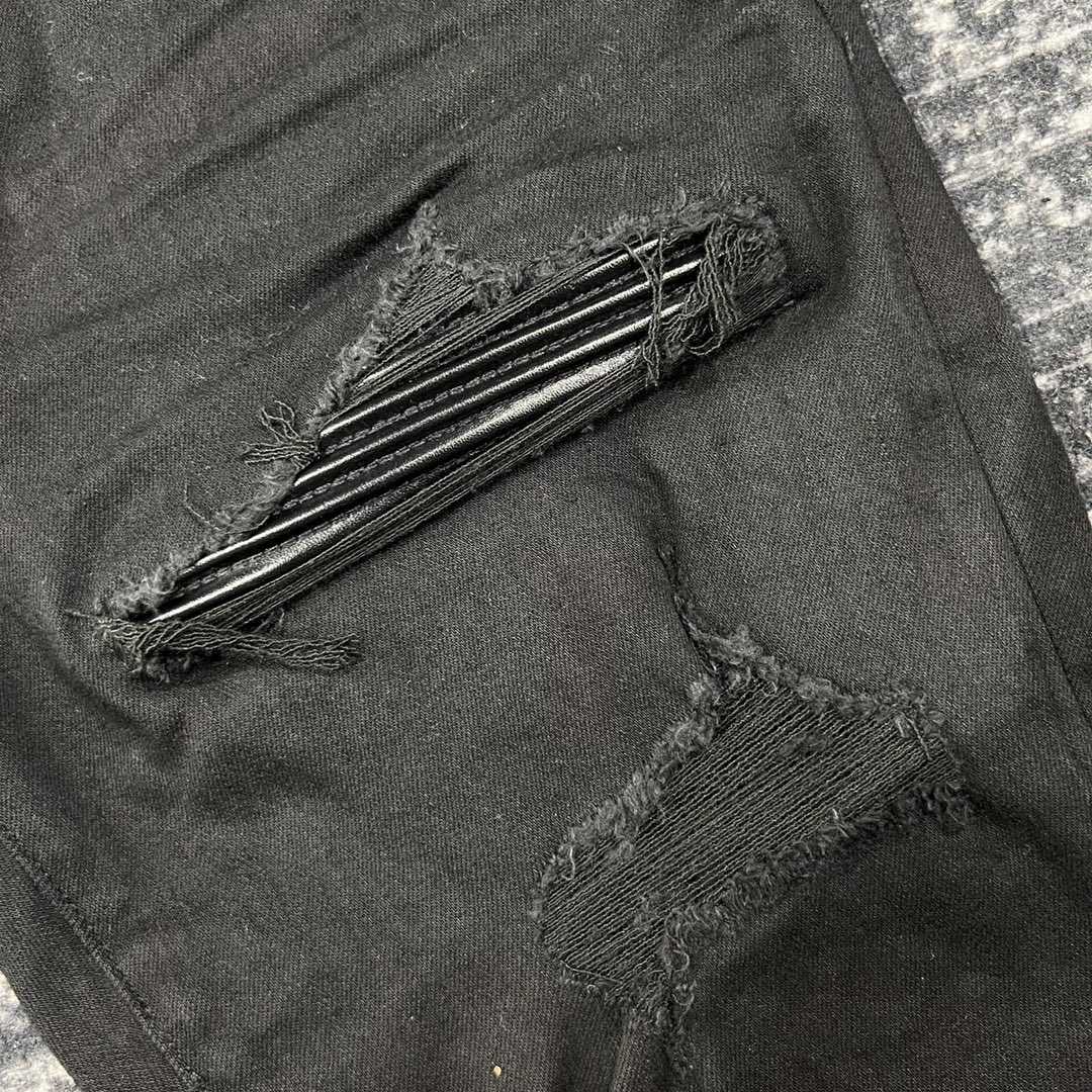 Amiri Slim Fit Jeans    205 - DopestKickz