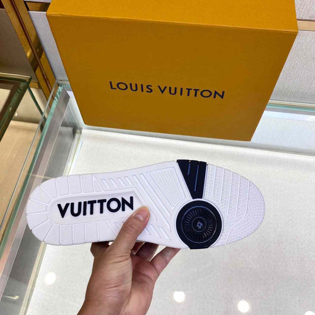 Louis Vuitton LV Trainer Sneaker    (Upon UK Size)   1AAV8Y - DopestKickz