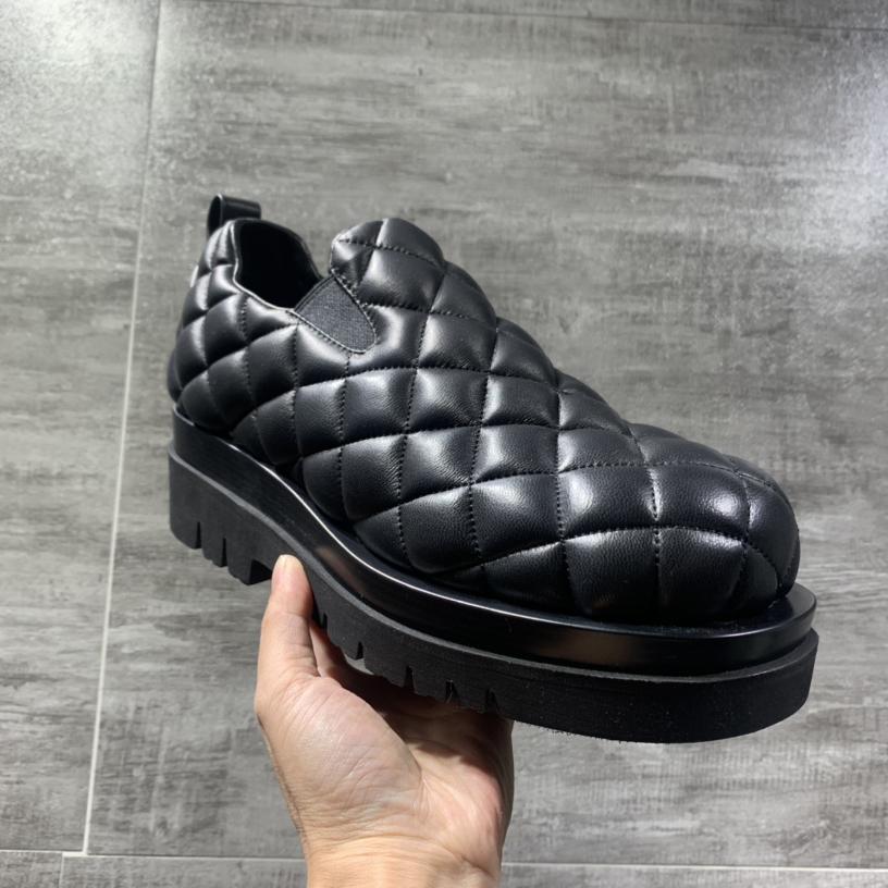 Bottega Veneta Men's Black Quilted Slip On Shoes - DopestKickz