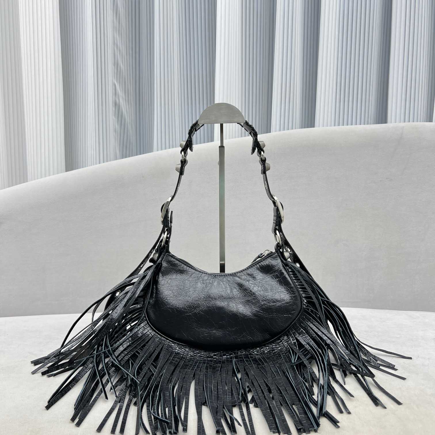Balenciaga Women's Le Cagole Shoulder Bag(26-16-9.9cm) - DopestKickz