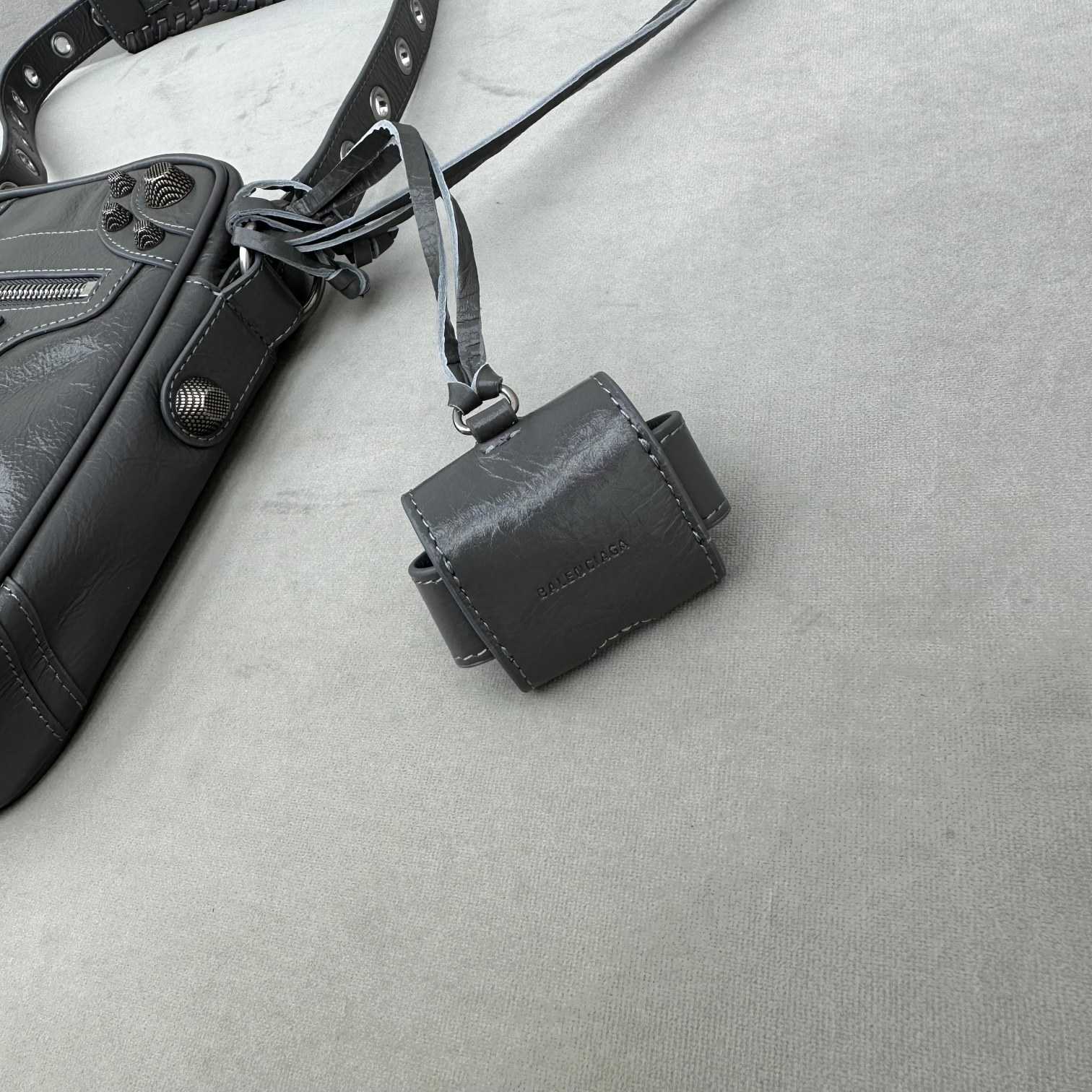 Balenciaga Men's Le Cagole Crossbody Bag(21-17-4.5cm) - DopestKickz