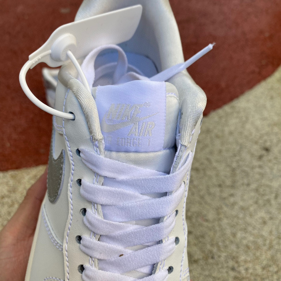 Nike Air Force 1 Low Sneaker      DQ7569-100 - DopestKickz