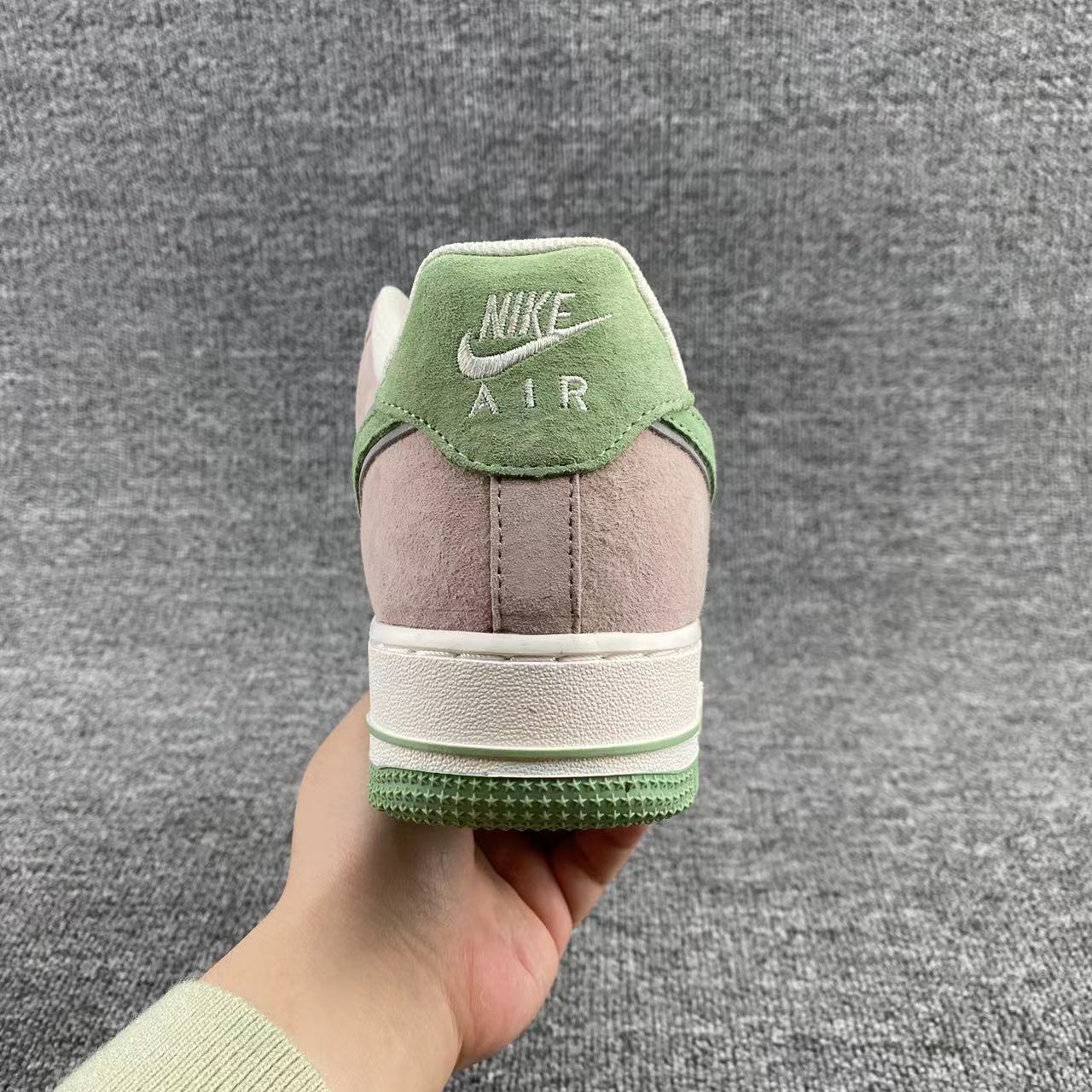 Akira×Nike Air Force 1 Low ’07  Sneaker      DD9969-065 - DopestKickz