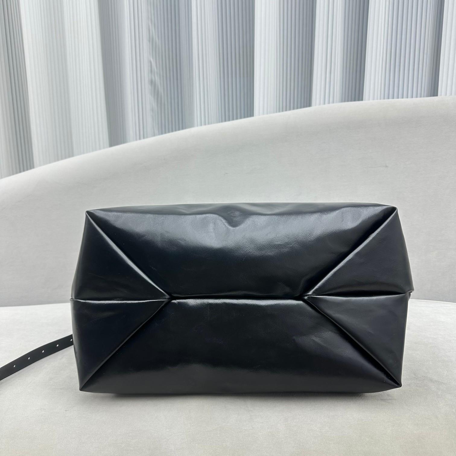Balenciaga Trash Bag Large Pouch In Black(37-40-52cm) - DopestKickz