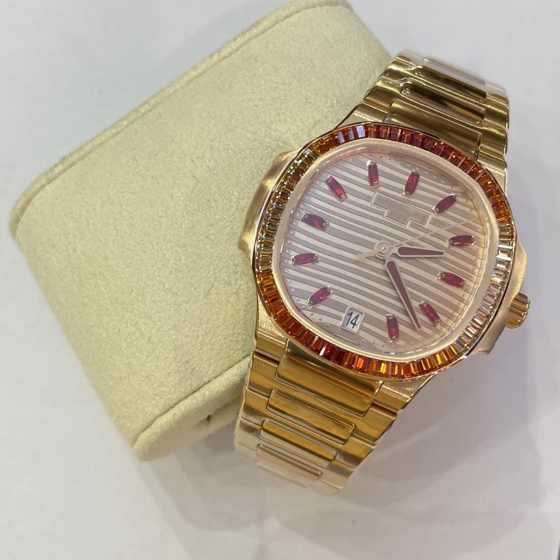 Patek Philipps 7118/1300R - Nautilus Watch - DopestKickz