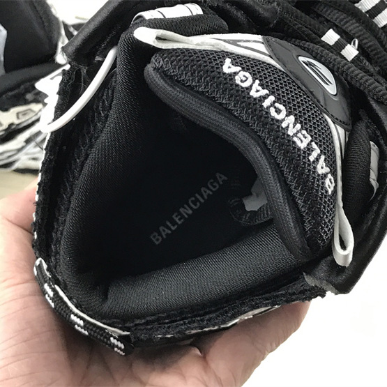 Balenciaga Runner High Top Sneaker - DopestKickz