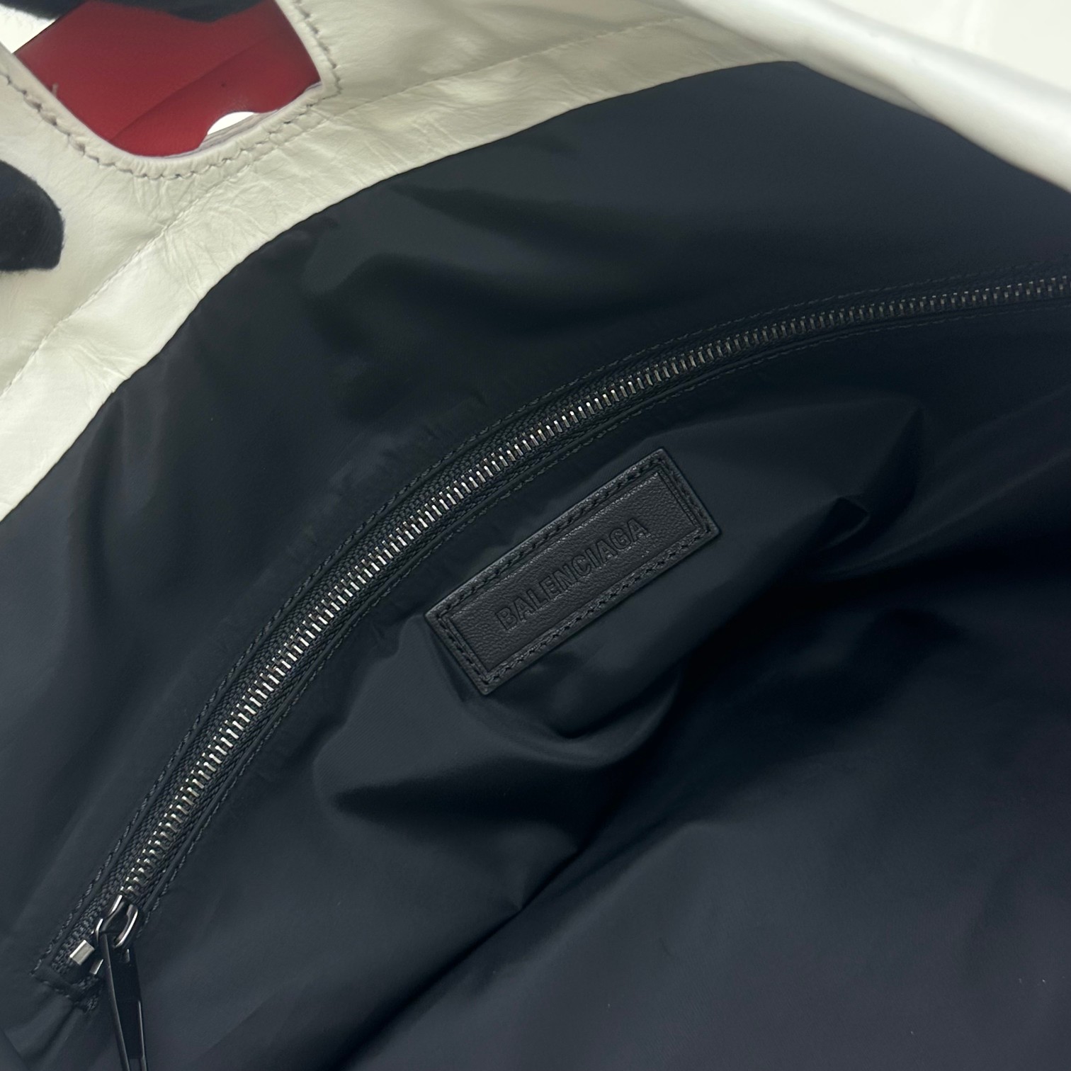 Balenciaga Trash Bag Large Pouch In White(37-40-52cm) - DopestKickz