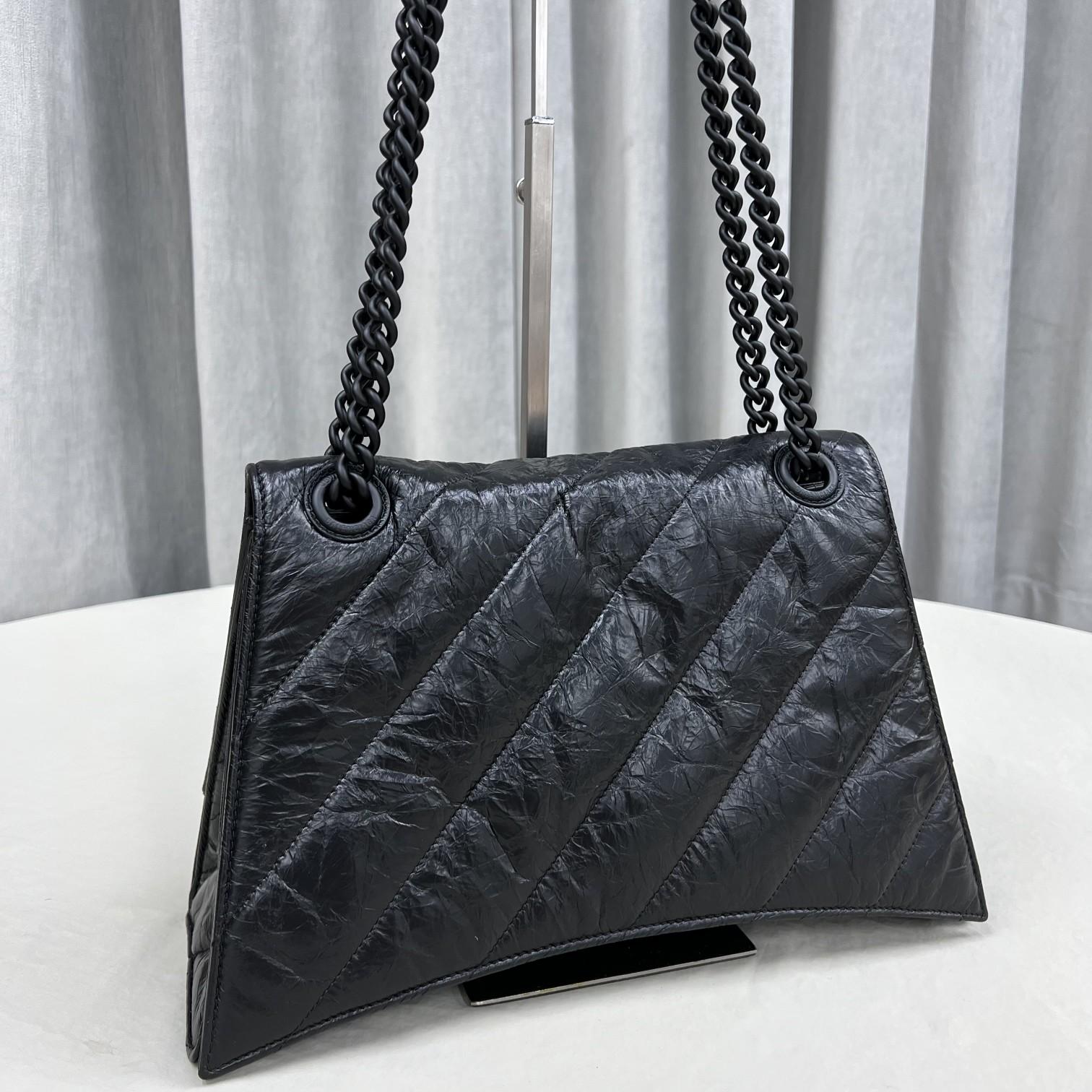 Balenciaga Women's Crush Medium Chain Bag Quilted In Black(31-20-12cm) - DopestKickz