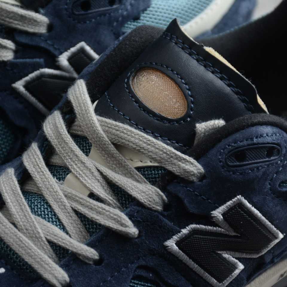 New Balance WL2002 Sneakers     - DopestKickz