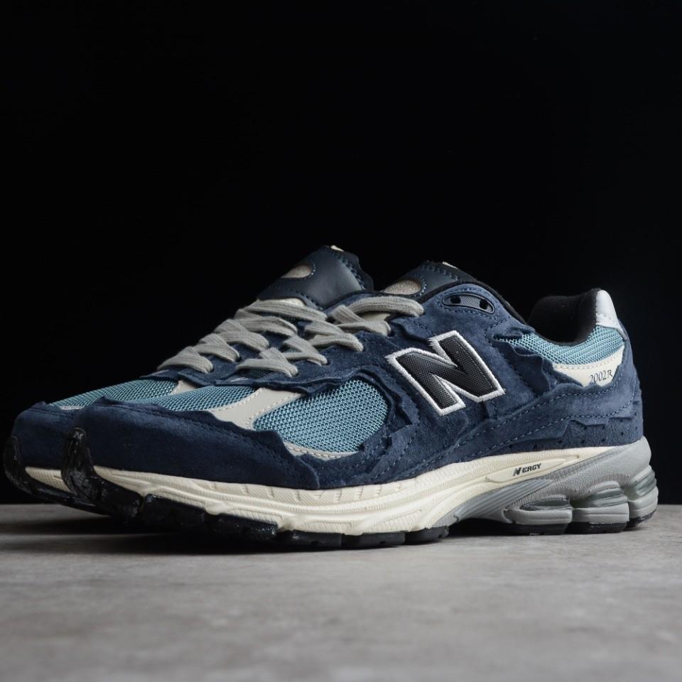 New Balance WL2002 Sneakers     - DopestKickz