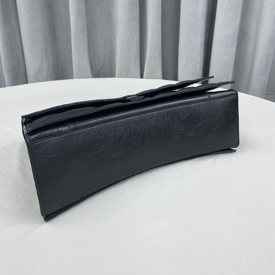 Balenciaga Women's Crush Large Chain Bag Quilted In Black(40-11-25cm) - DopestKickz