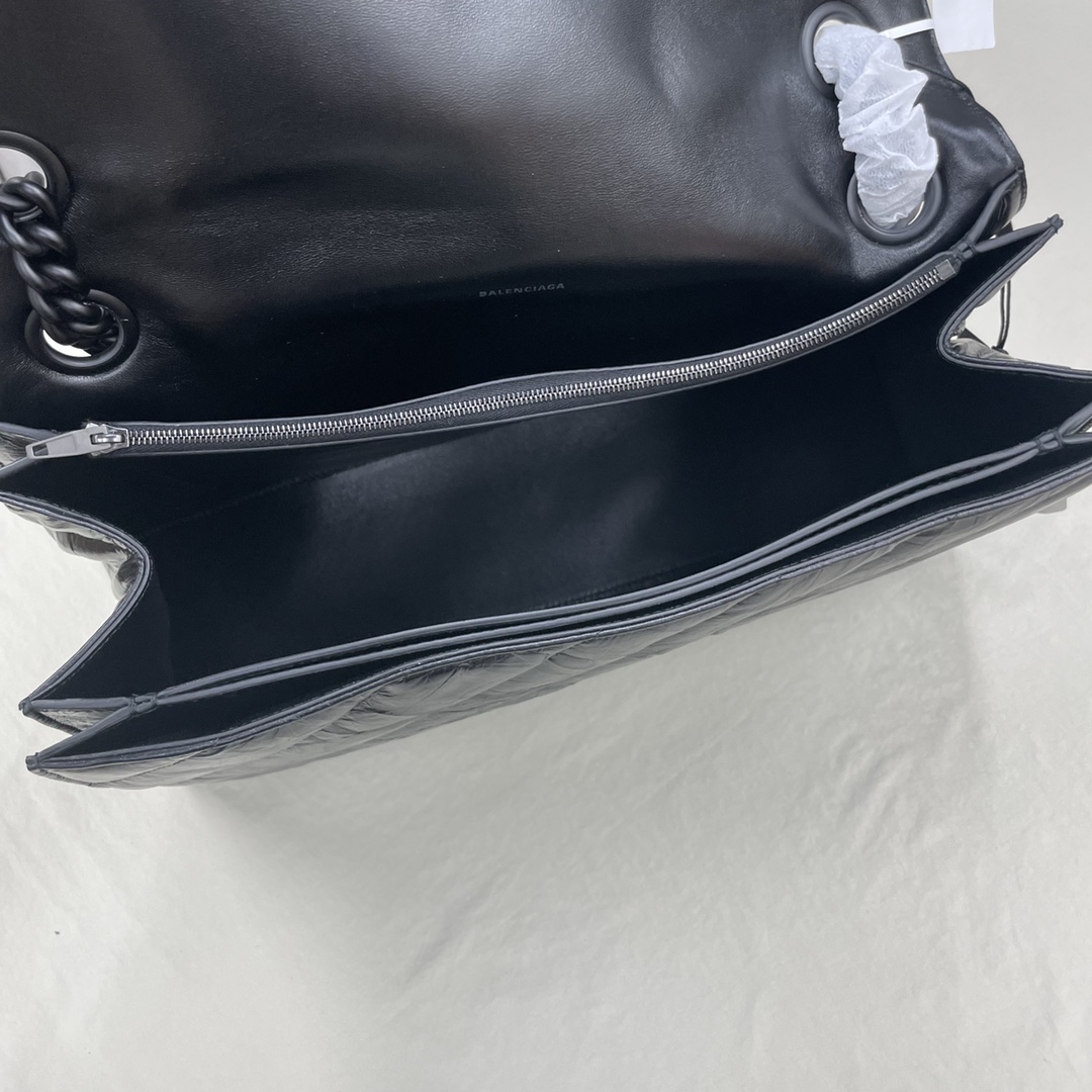 Balenciaga Women's Crush Large Chain Bag Quilted In Black(40-11-25cm) - DopestKickz