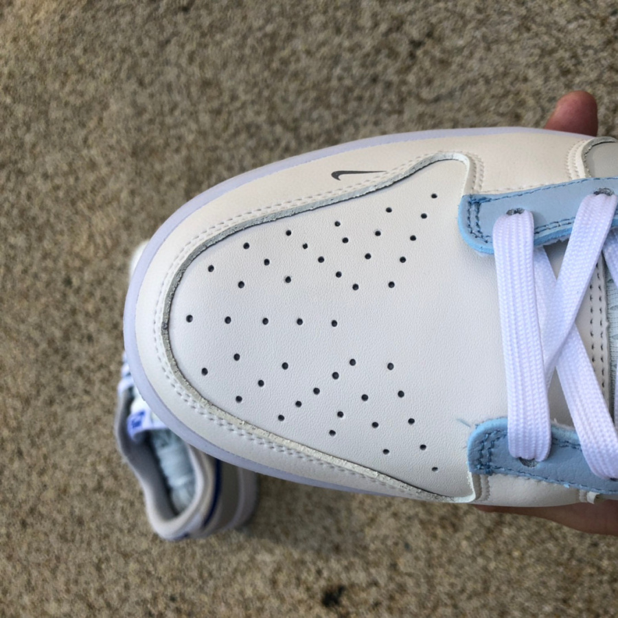 Nike Dunk Low GS Ivory Hyper Royal Sneaker     FB1843-141 - DopestKickz