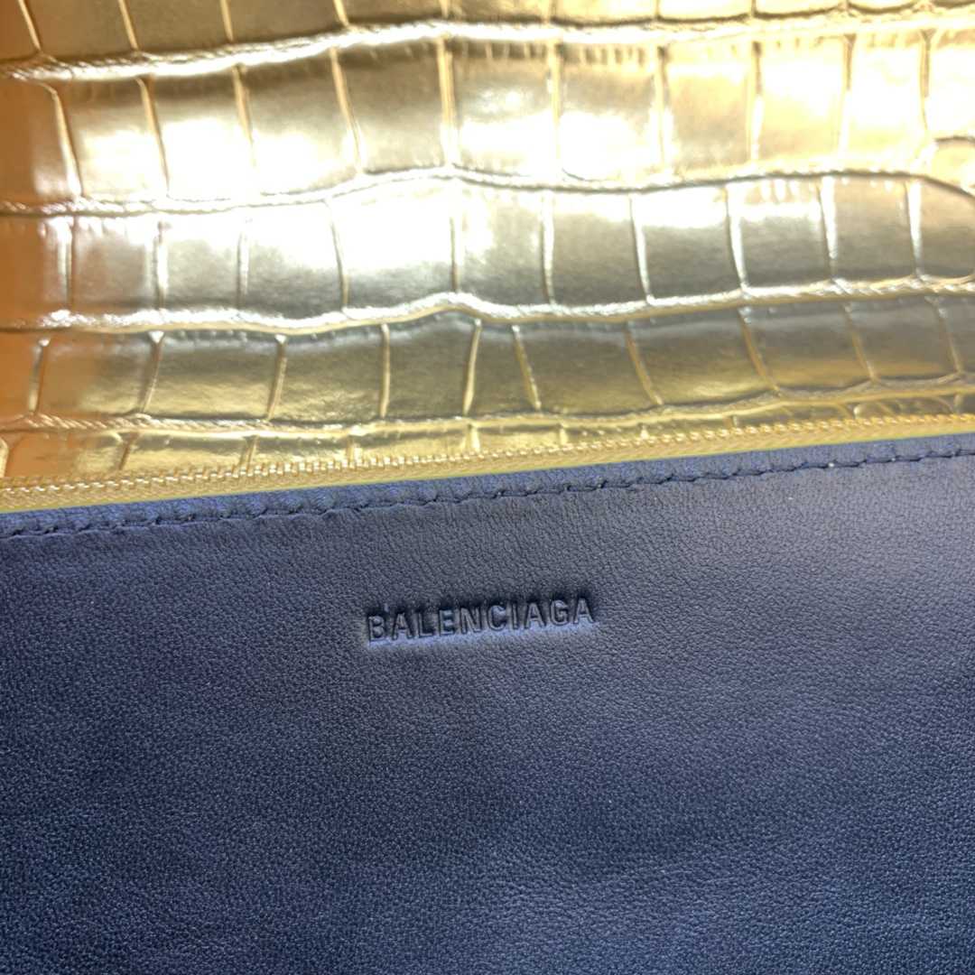 Balenciaga Gossip Small Bag (23.5-12.4-10.4cm) - DopestKickz