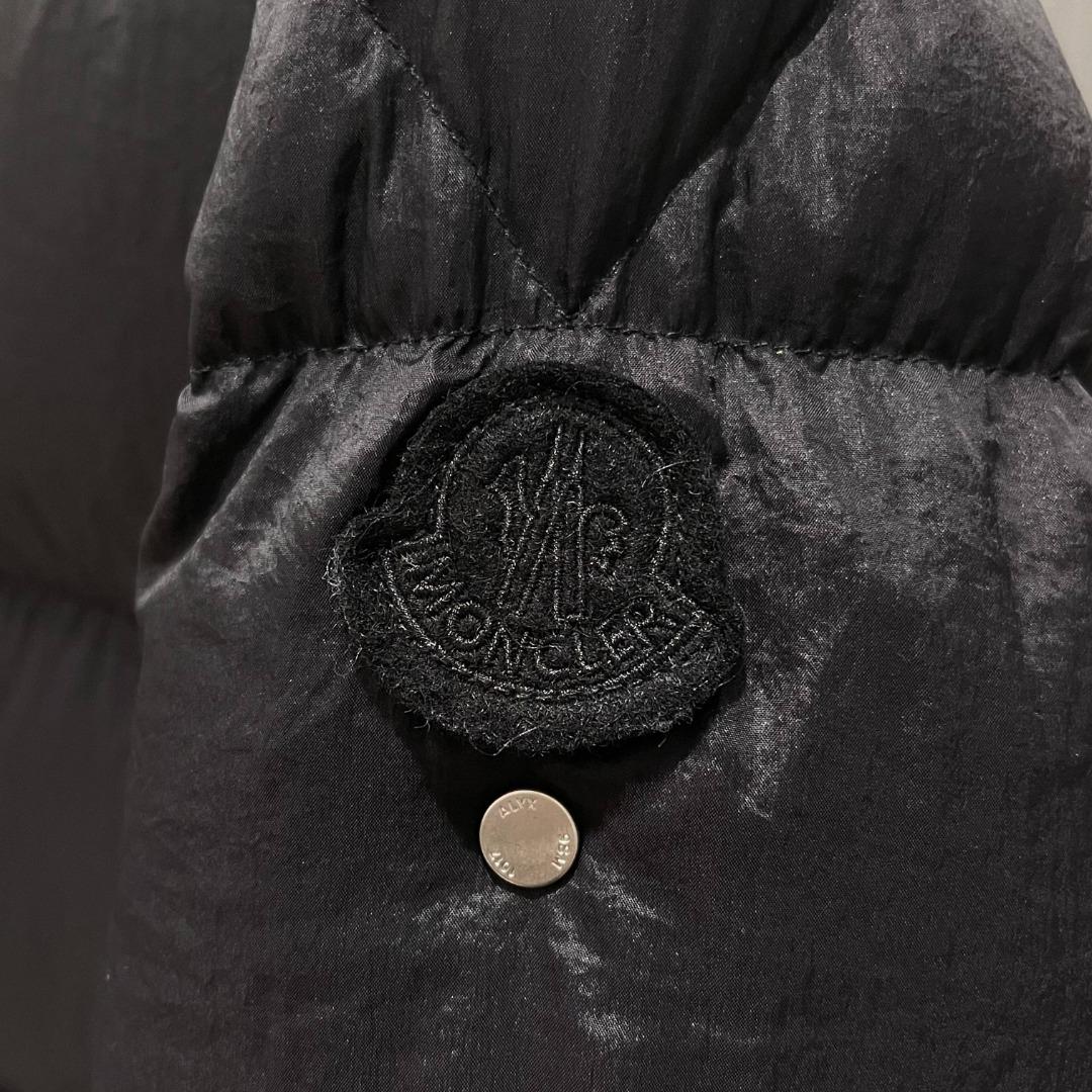 Moncler Short Down Jacket    - DopestKickz