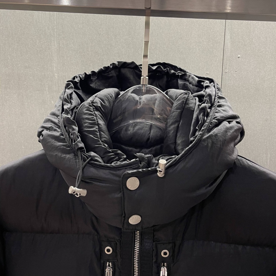 Moncler Short Down Jacket    - DopestKickz