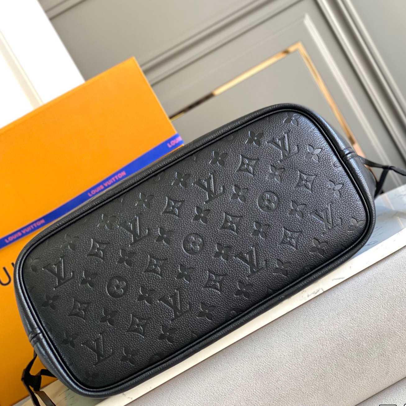 Louis Vuitton Neverfull MM Tote(32-29-17cm)  M45685 - DopestKickz