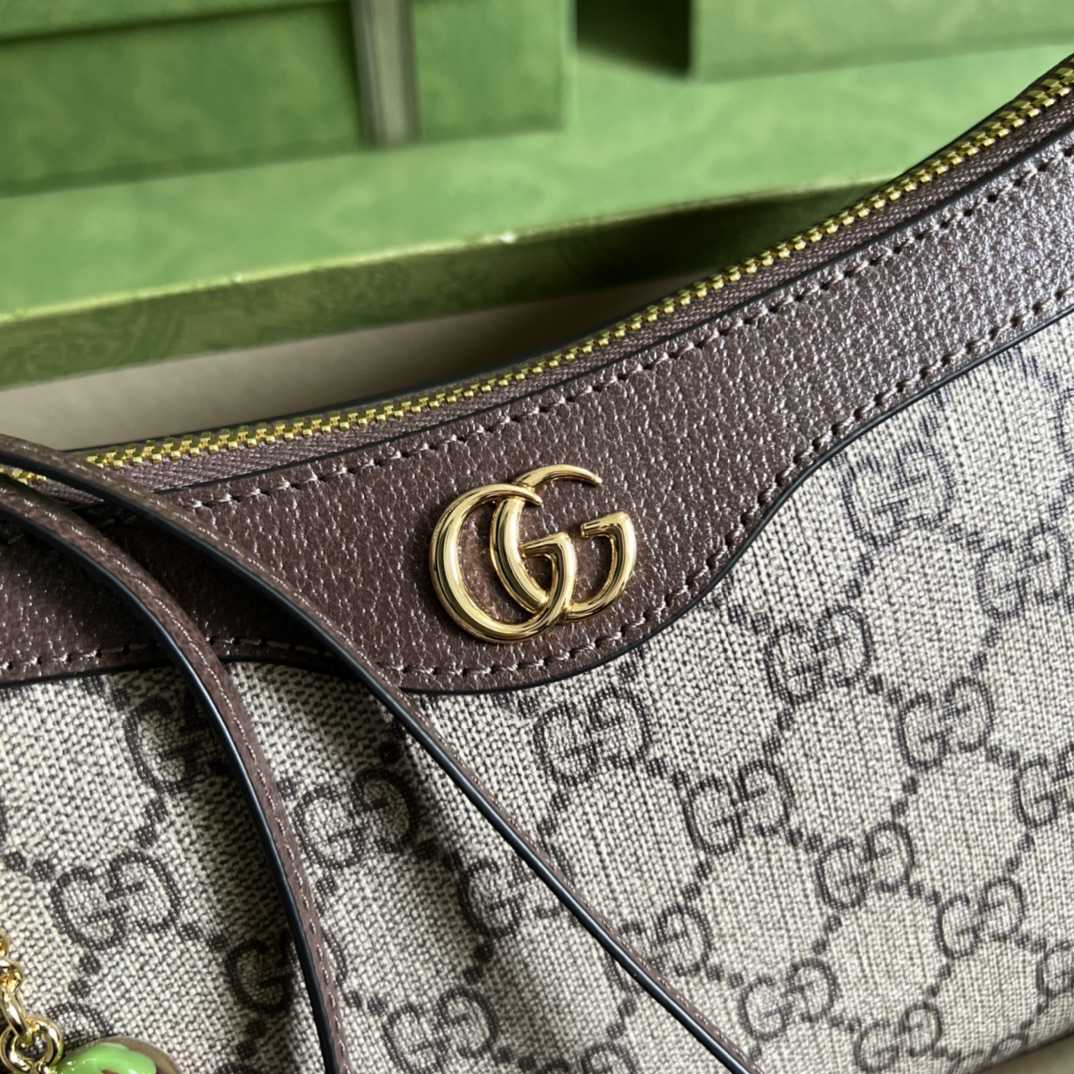 Gucci Ophidia GG Small Handbag(25*15.5*6cm)    - DopestKickz