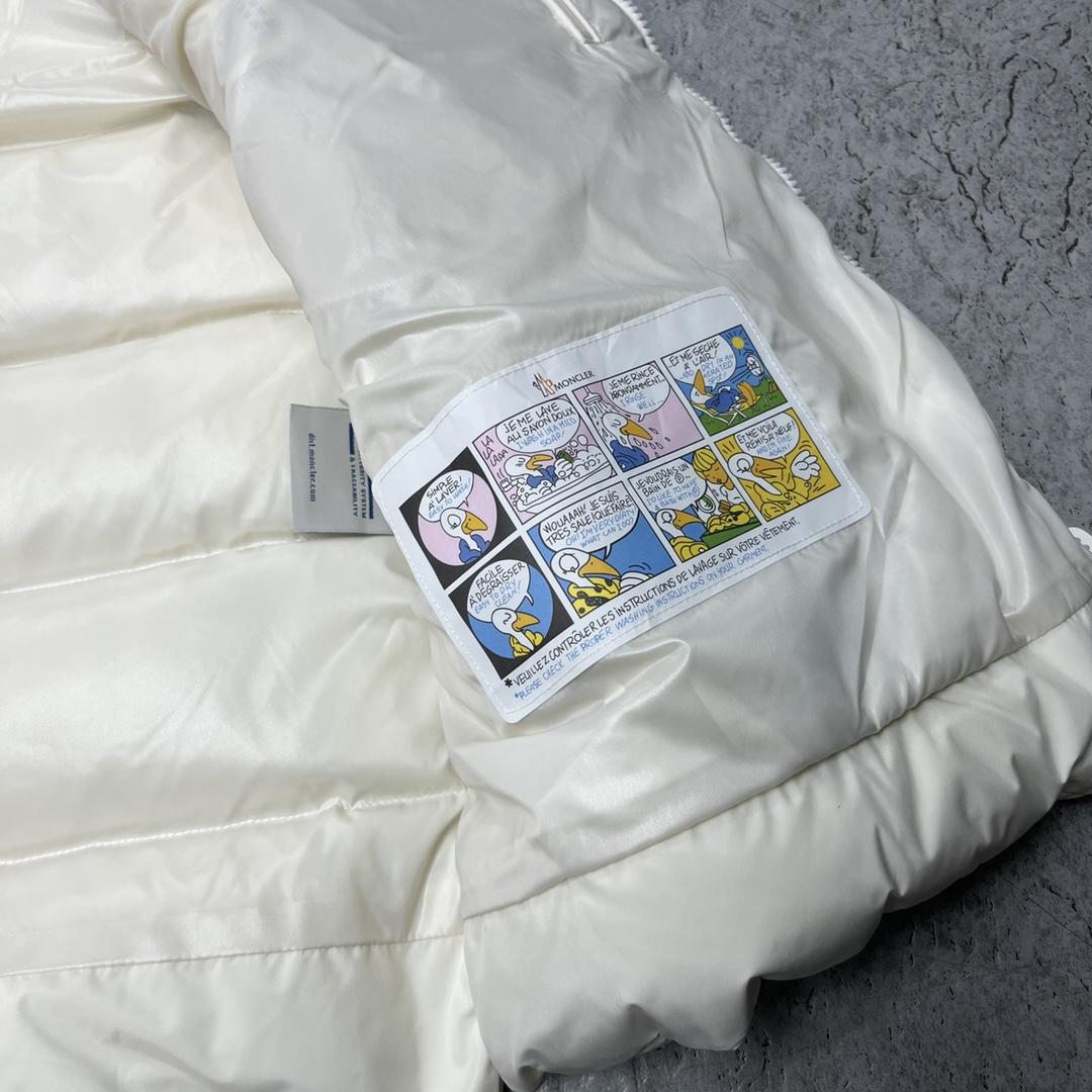 Moncler Cardamine Down Vest - DopestKickz