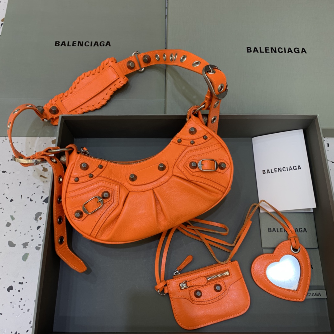 Balenciaga Le Cagole XS Shoulder Bag (26-12-6cm) - DopestKickz
