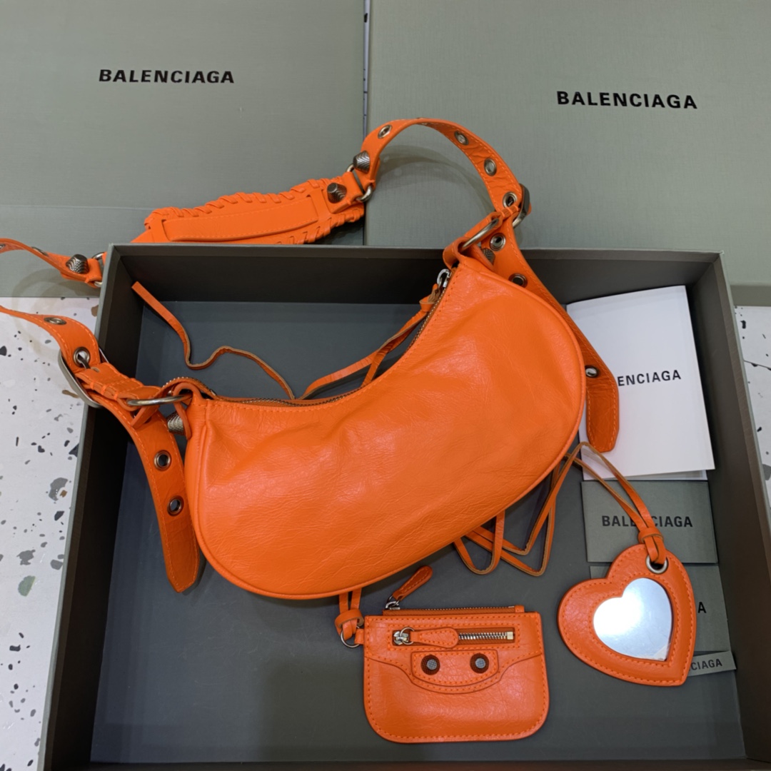Balenciaga Le Cagole XS Shoulder Bag (26-12-6cm) - DopestKickz