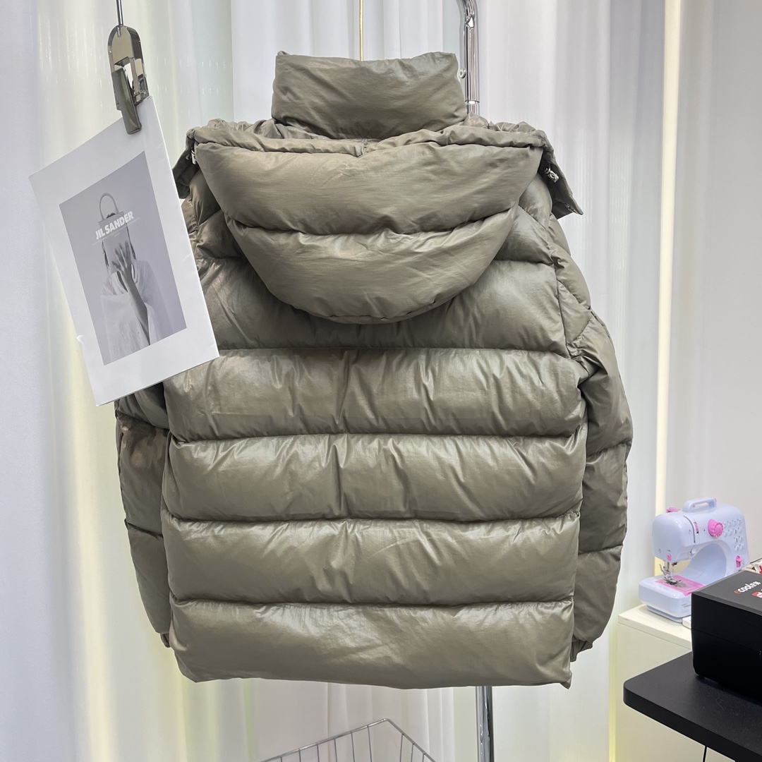 Moncler Maya 70 Short Down Jacket - DopestKickz