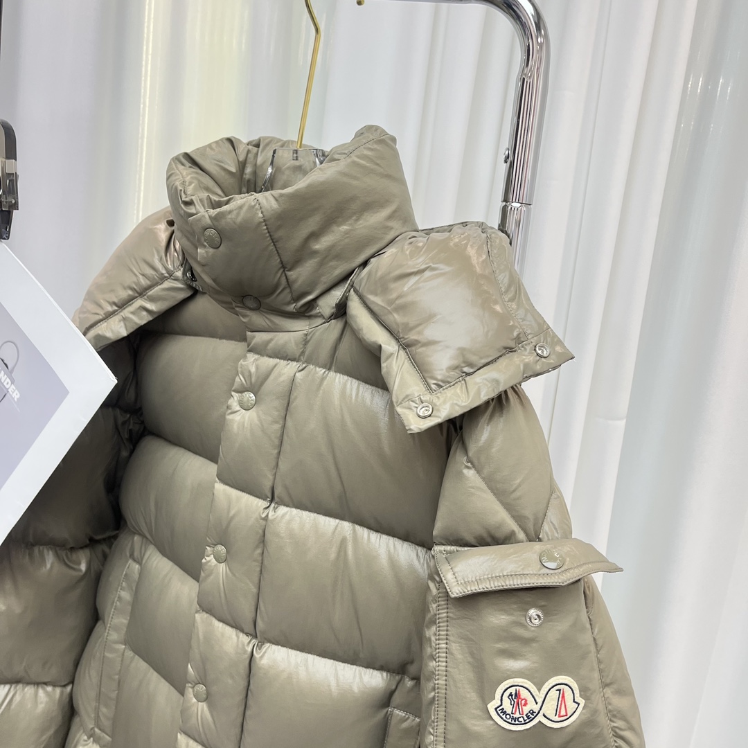 Moncler Maya 70 Short Down Jacket - DopestKickz