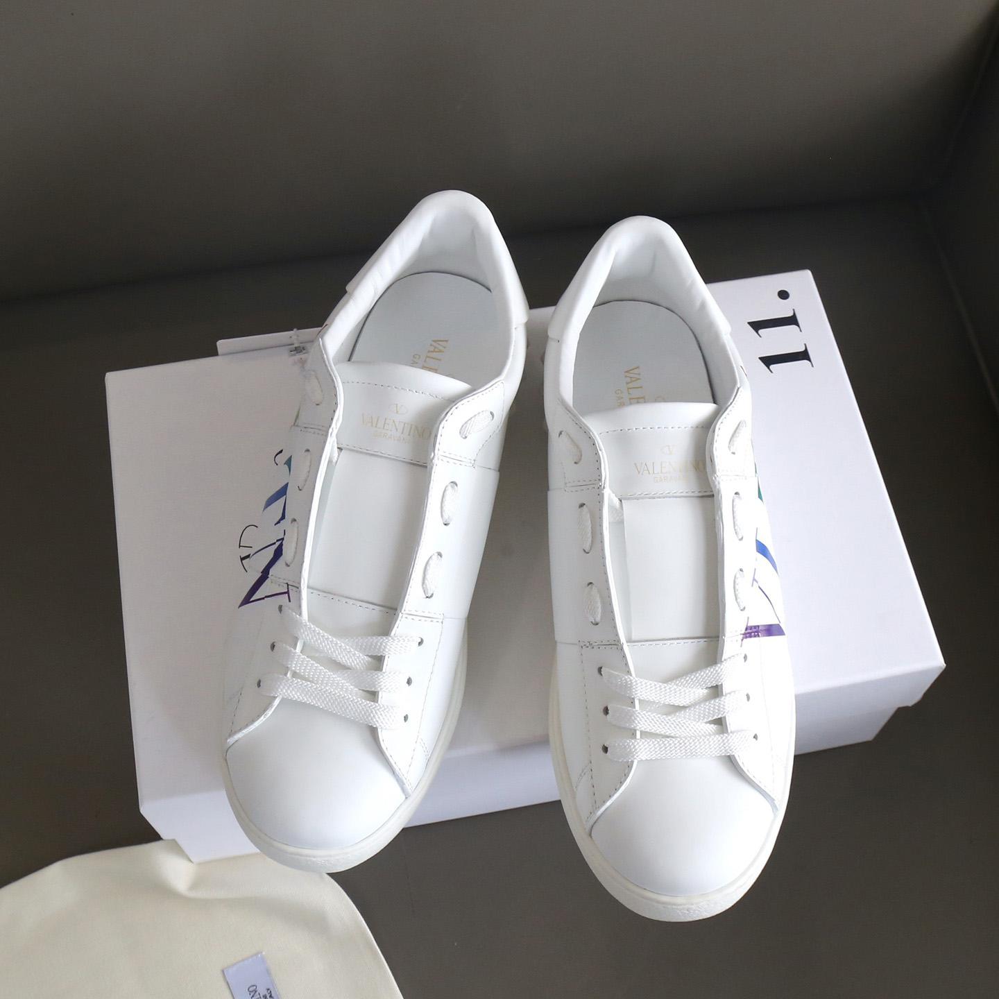 Valenti Garavani Logo Print Sneakers - DopestKickz