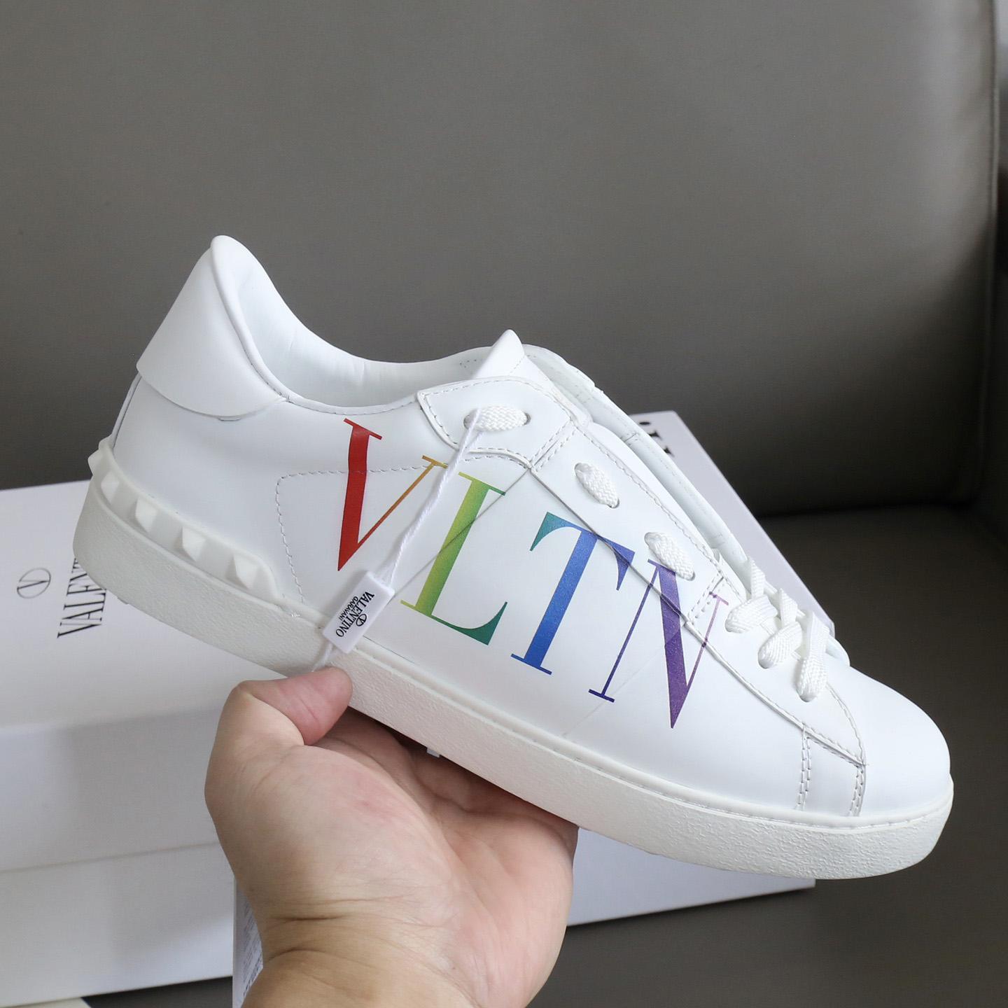 Valenti Garavani Logo Print Sneakers - DopestKickz
