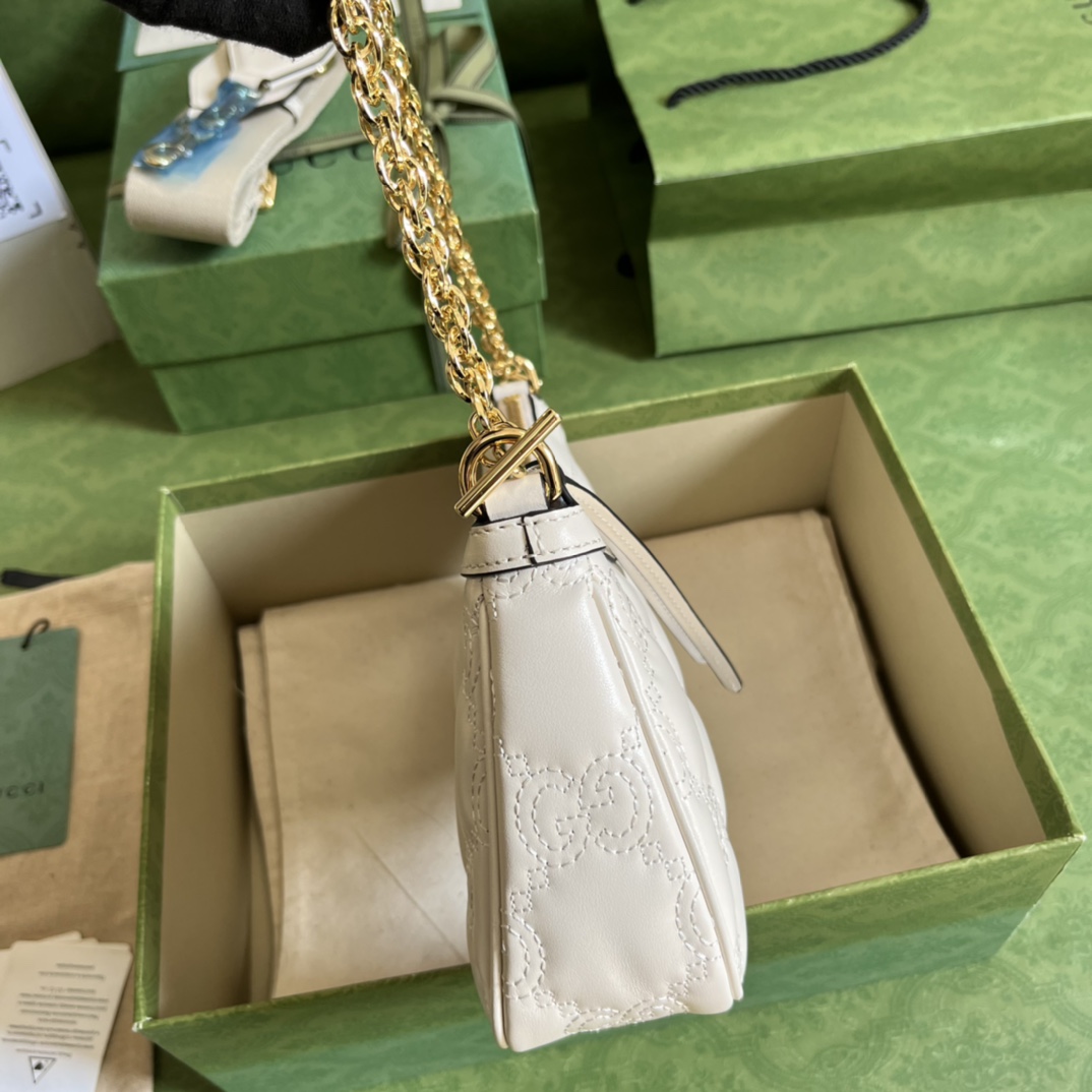 Gucci GG Matelassé Handbag(25-15-8cm) - DopestKickz