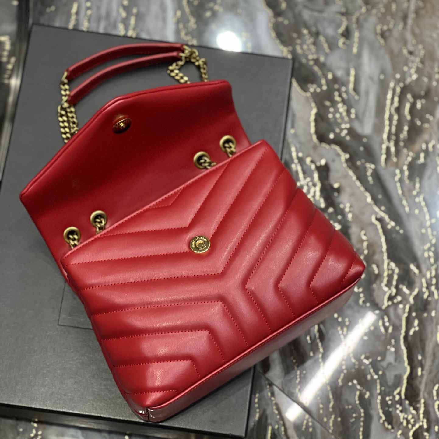 Saint Laurent Loulou Small Quilted Leather Shoulder Bag(25-17-9cm) - DopestKickz