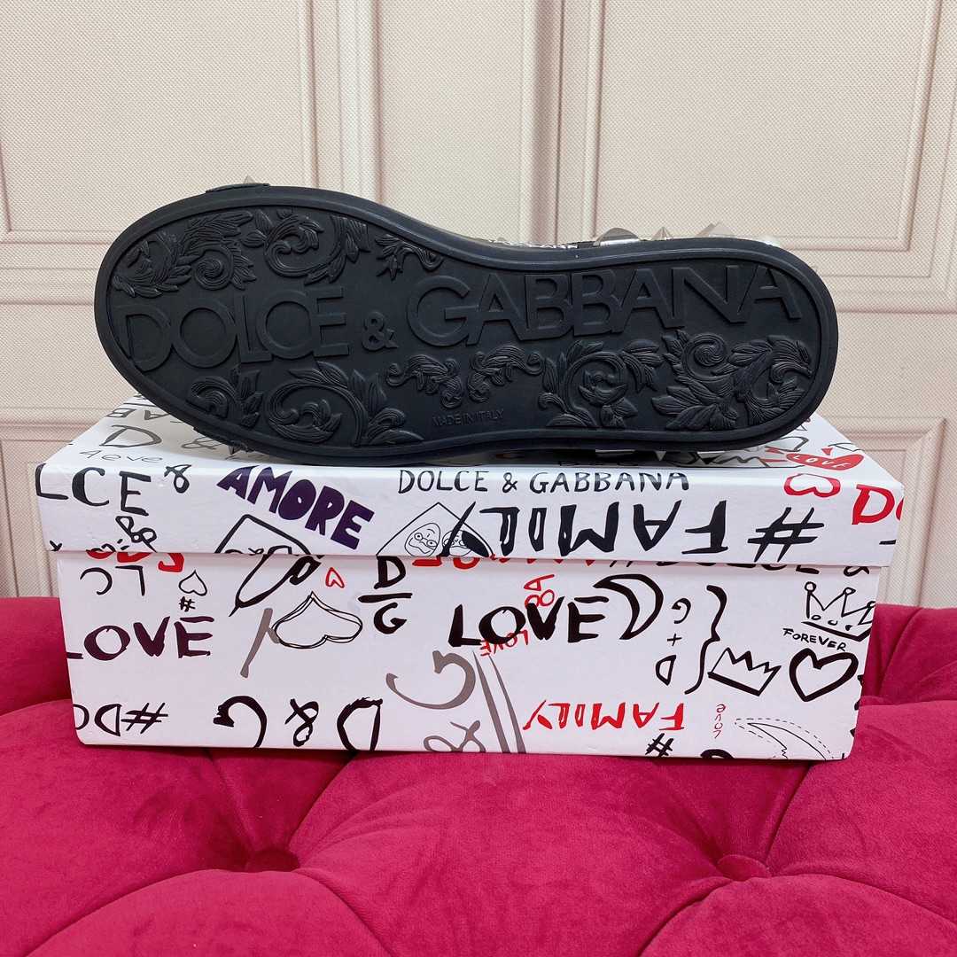 Dolce & Gabbana Calfskin Nappa Portofino Sneakers With Studs - DopestKickz