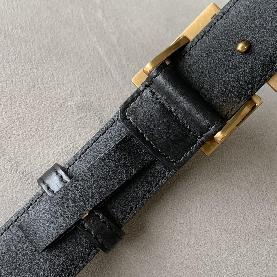 Fendi Black Leather Belt - DopestKickz