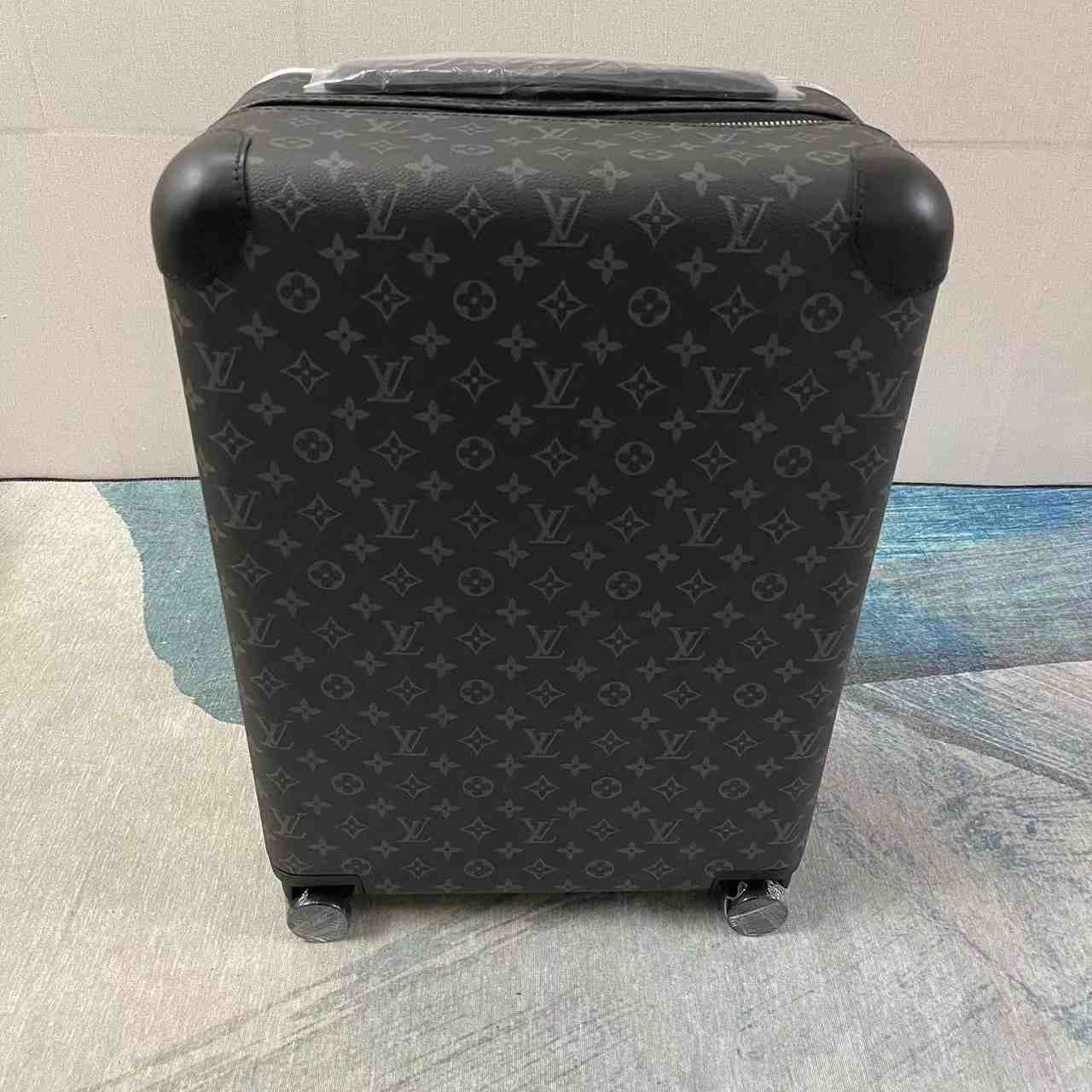 Louis Vuitton Horizon 50 Luggage - DopestKickz