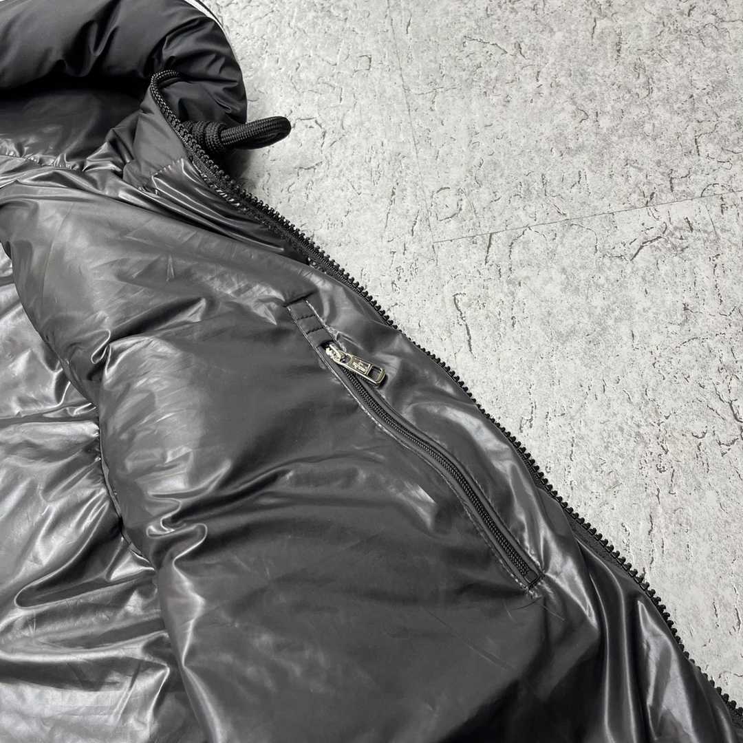 Moncler Cardamine Down Vest - DopestKickz