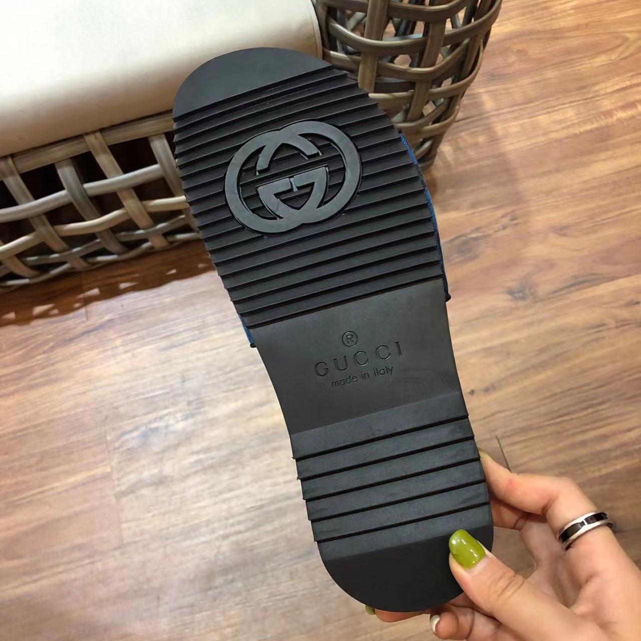 Gucci Men's GG Canvas Slide Sandal - DopestKickz