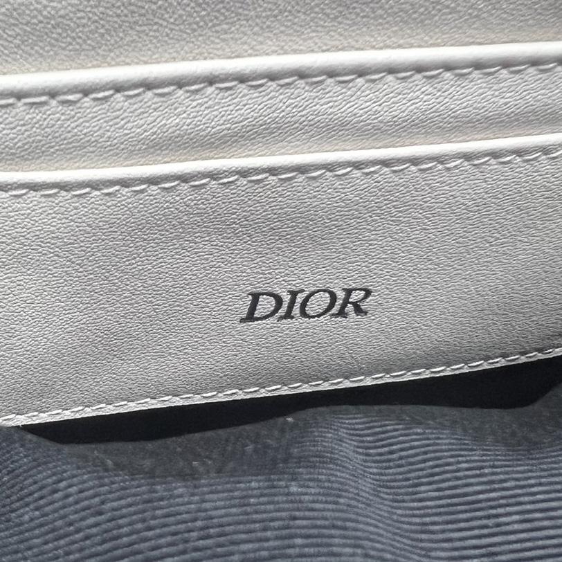Dior A5 Pouch(30-20cm) - DopestKickz