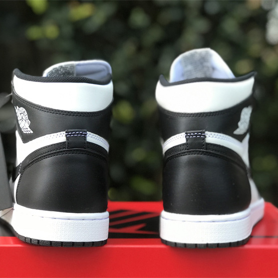 Air Jordan 1 ’85 Hi “Panda”Sneaker         BQ4422-001  - DopestKickz